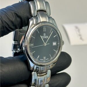 Fendi Orologi 210G Black Dial Date Silver Stainless Steel Swiss-Made 35mm Watch
